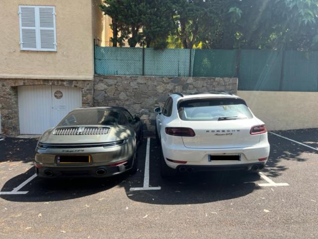 Superbe Appartement Terrasse Et Parking Prive Saint-Tropez Exterior foto