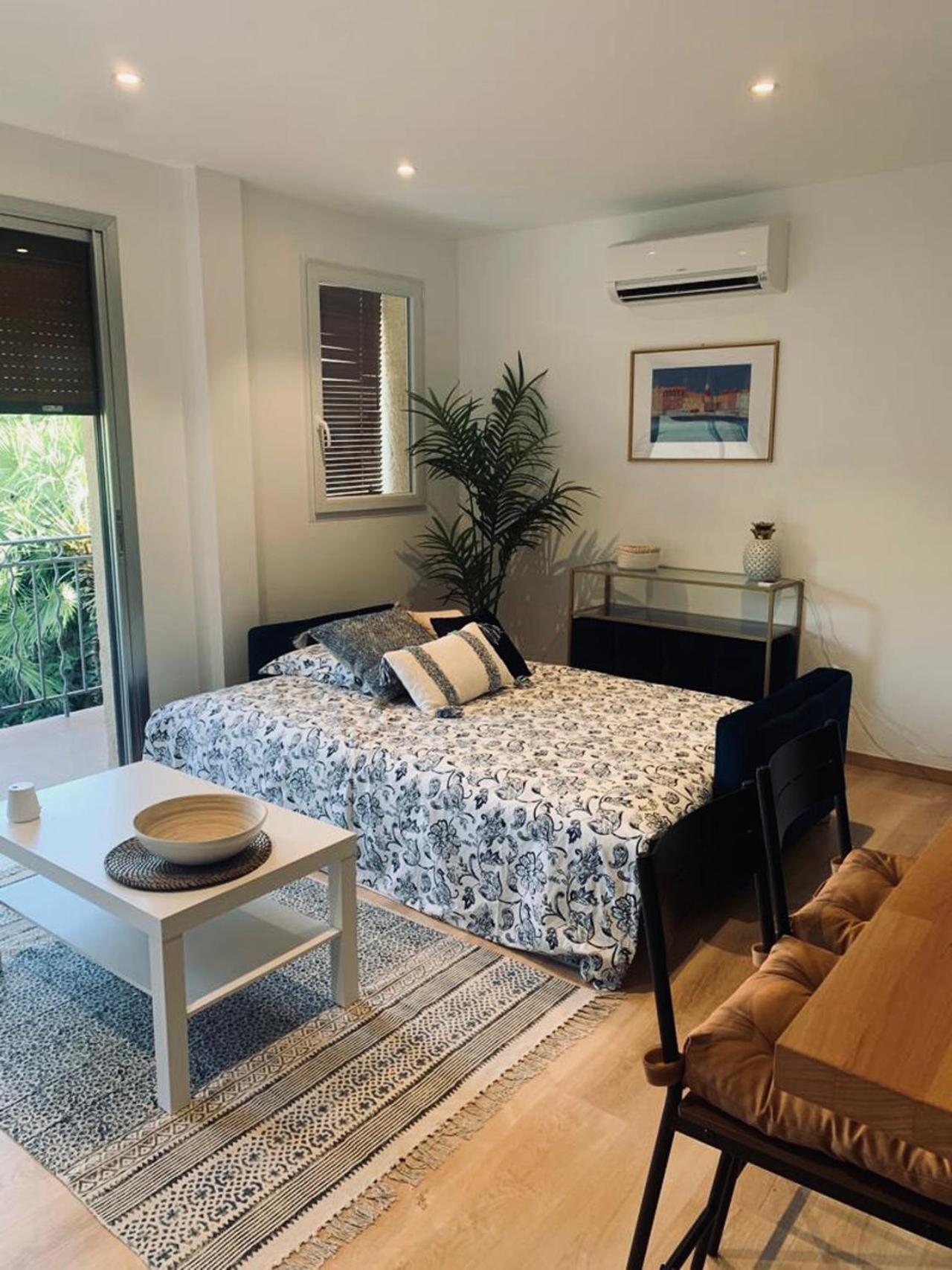 Superbe Appartement Terrasse Et Parking Prive Saint-Tropez Exterior foto