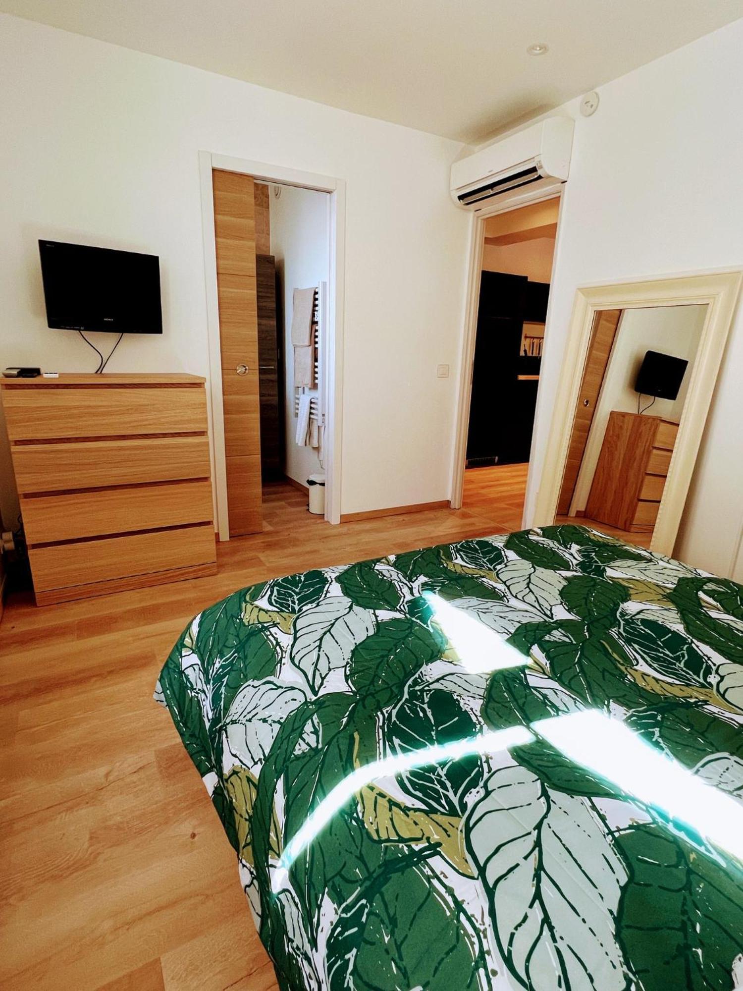 Superbe Appartement Terrasse Et Parking Prive Saint-Tropez Exterior foto